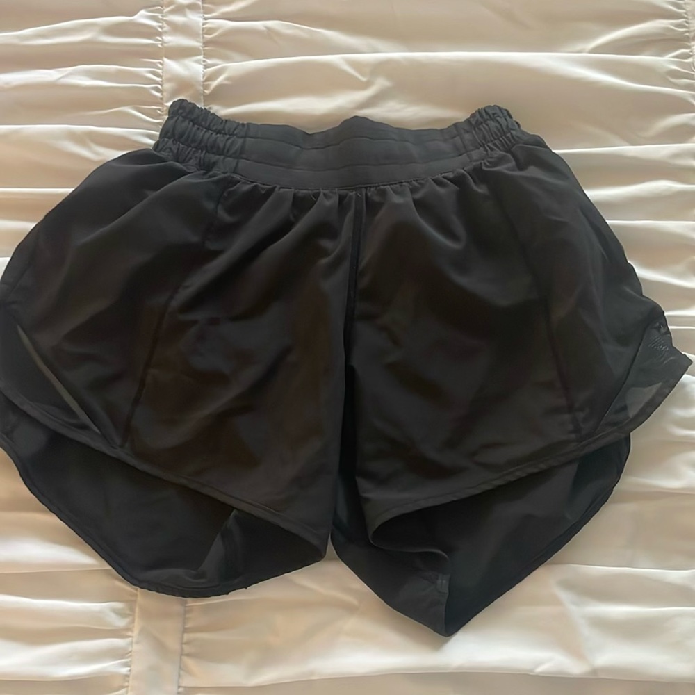 Lululemon shorts 4” size 2